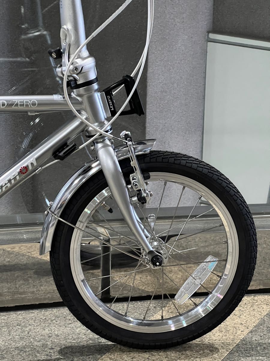 DAHON D-ZERO カスタム新車ダホン 整備完了 ミニベロ 16インチ DAHON D-ZERO カスタム新車ダホン 整備完了 ミニベロ 16インチ
