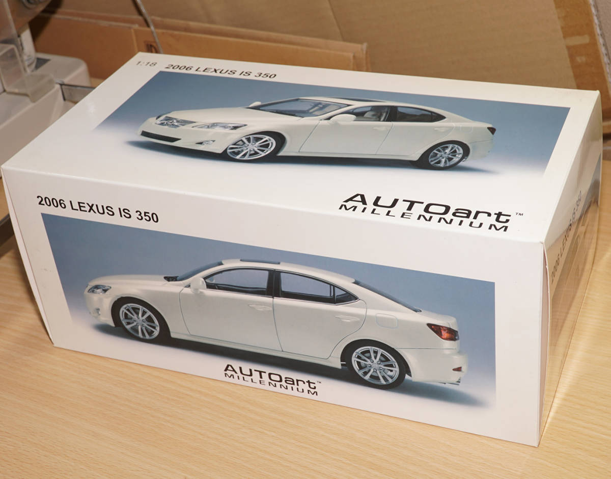 1/18 オートアート レクサス Lexus IS350 白 ホワイト 送料無料_画像1