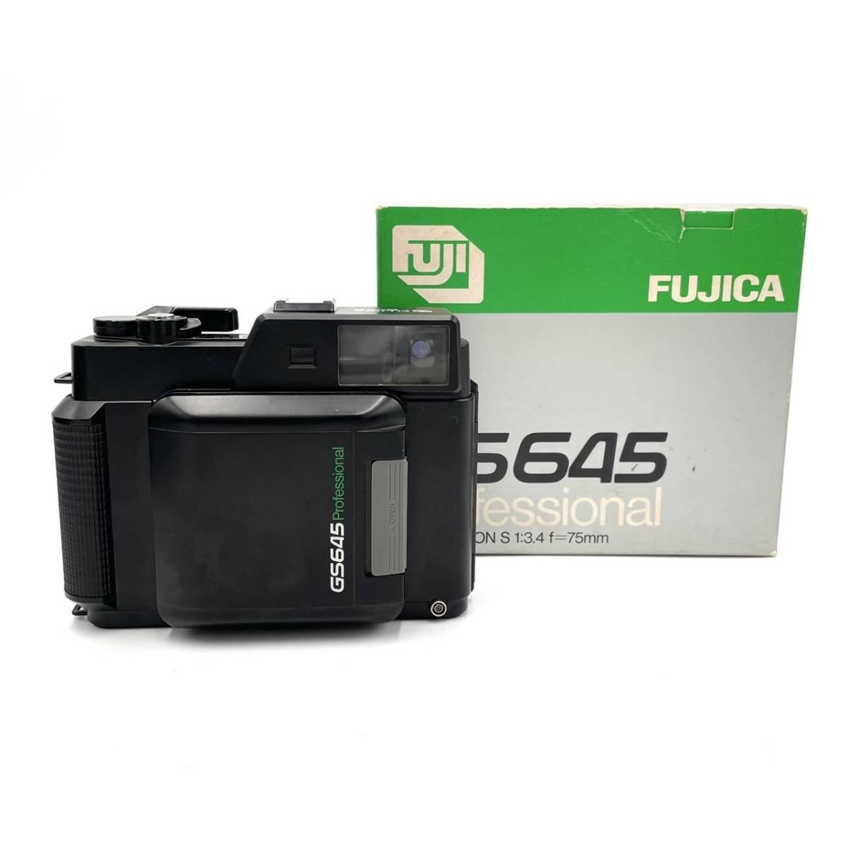 希少！元箱付き FUJICA 中判フィルムカメラ 6×4.5 GS645 PROFESSIONAL 75mm 1:3.4 EBC FUJINON シャッター、露出計OK フジカ