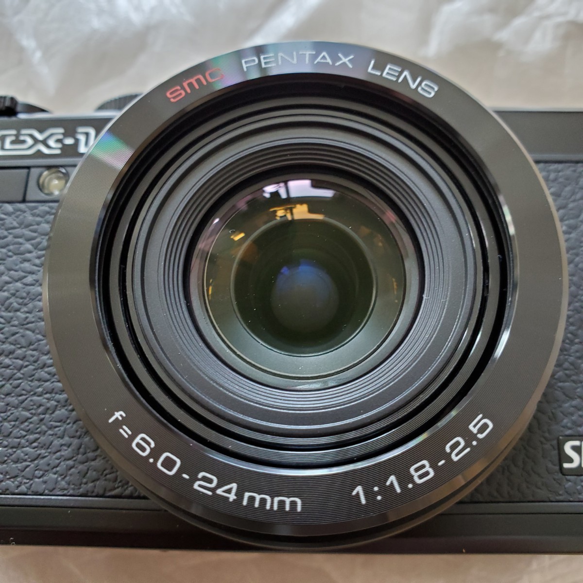 新品未使用 ペンタックス PENTAX デジタルカメラ PENTAX MX-1 クラシックブラック レザーケース 液晶プロテクター レンズカバー 送料込みの画像5