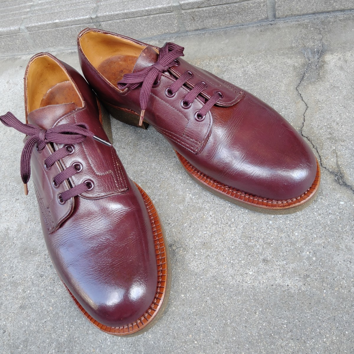 ビンテージ靴　革靴　約25cm　HARRODS イギリス　レザーシューズ　バーガンディ　ドクターソール　プレーントゥ_画像1