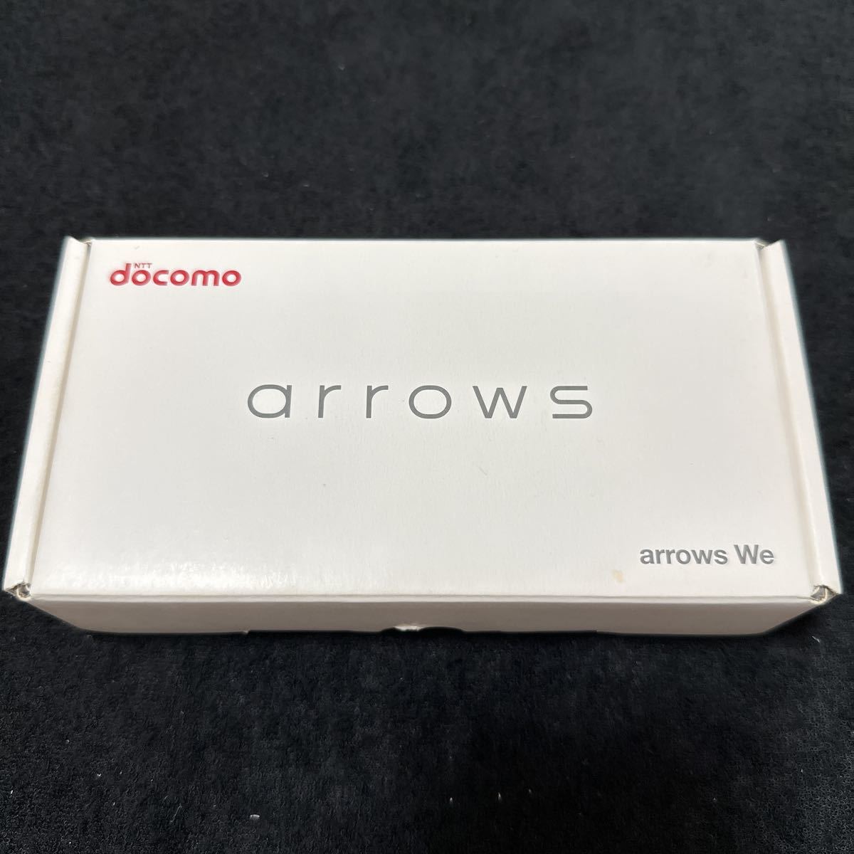 のみよろし 新品、未使用 docomo SIMフリー arrows WeF-51B 白 WjvX5