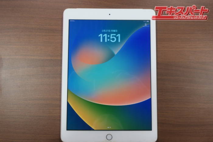 Apple iPad 第5世代Wi-Fi+Cellular 32GB MPG42J/A SIMフリーゴールド