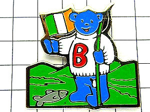 ピンバッジ・アイルランド国旗サカナ青い熊ビュタガス◆フランス限定ピンズ◆レアなヴィンテージものピンバッチ_画像1