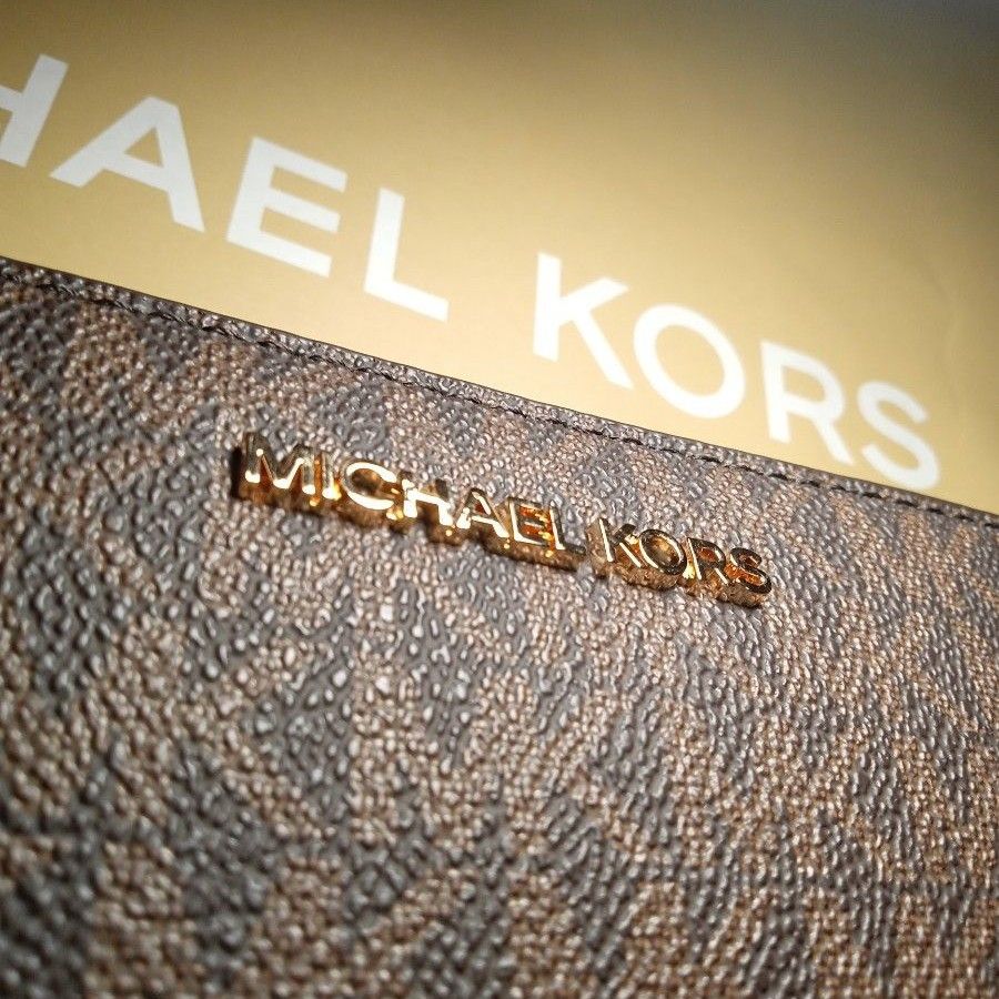 MICHAEL KORS マイケルコース　長財布　Brown