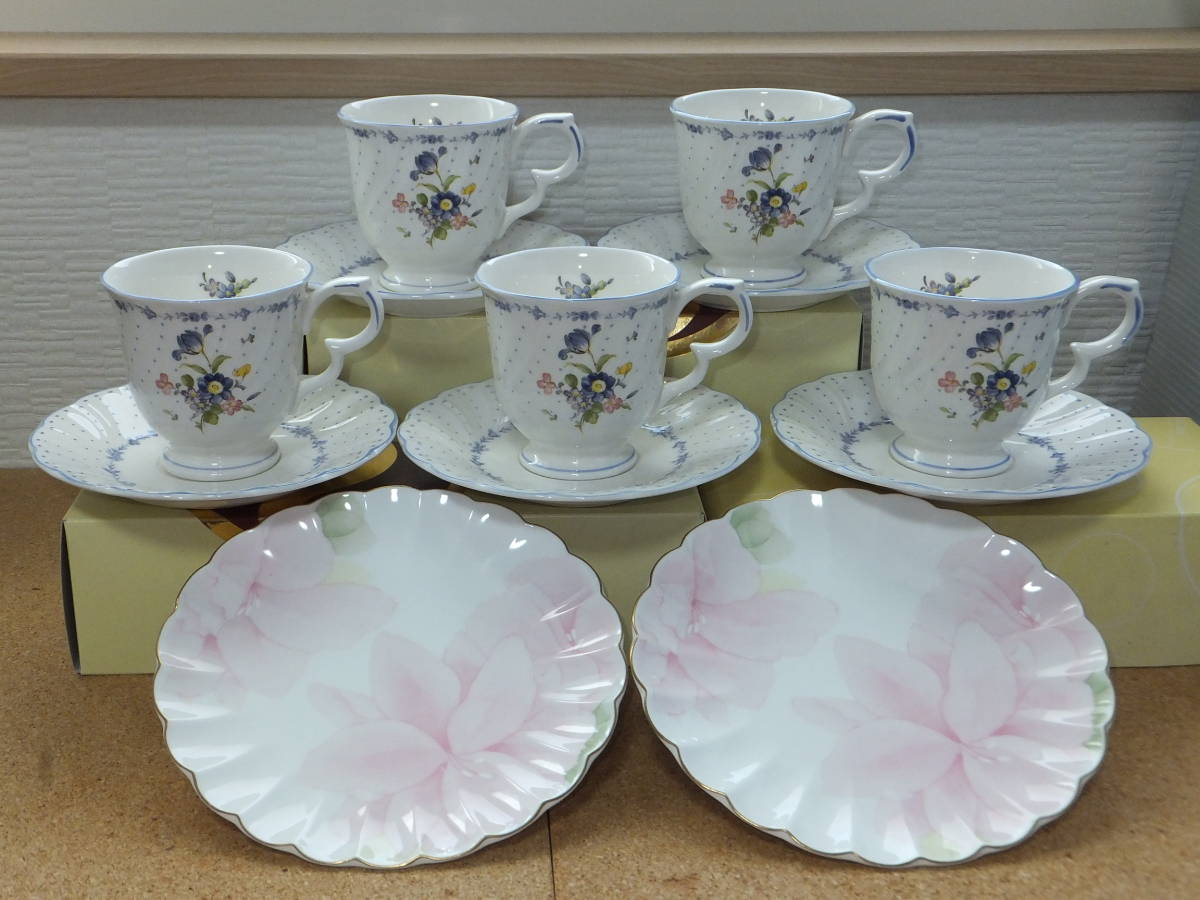 中古 NIKKO COMPANY JAPAN ニッコー FINE BONE CHINA 皿 中古 NIKKO COMPANY JAPAN ニッコー FINE BONE CHINA 皿