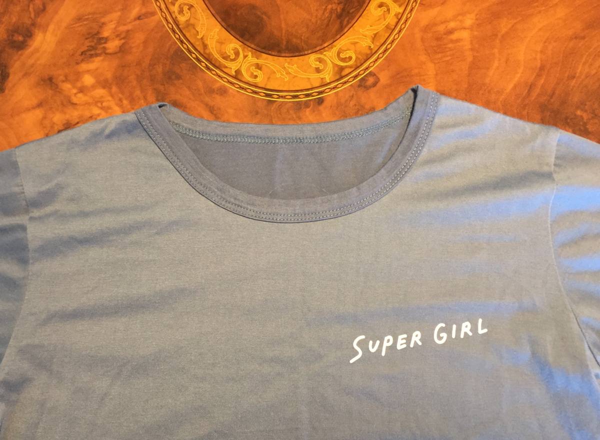美品 レディースTシャツ・「Super girl」・M・ブルー・ストレッチ効果・送料無料_画像2