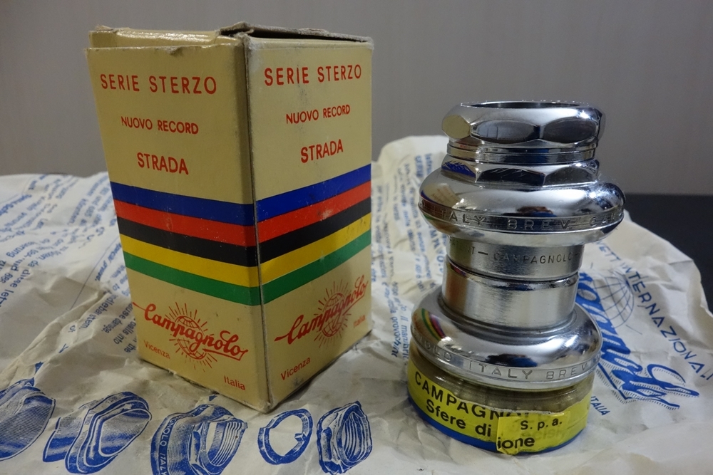 ヴィンテージ デッドストック CAMPAGNOLO NUOVO RECORD STRADA 鉄 スレッド ヘッドセット BSC規格 1970年代中期-後期 新品 未使用_画像1