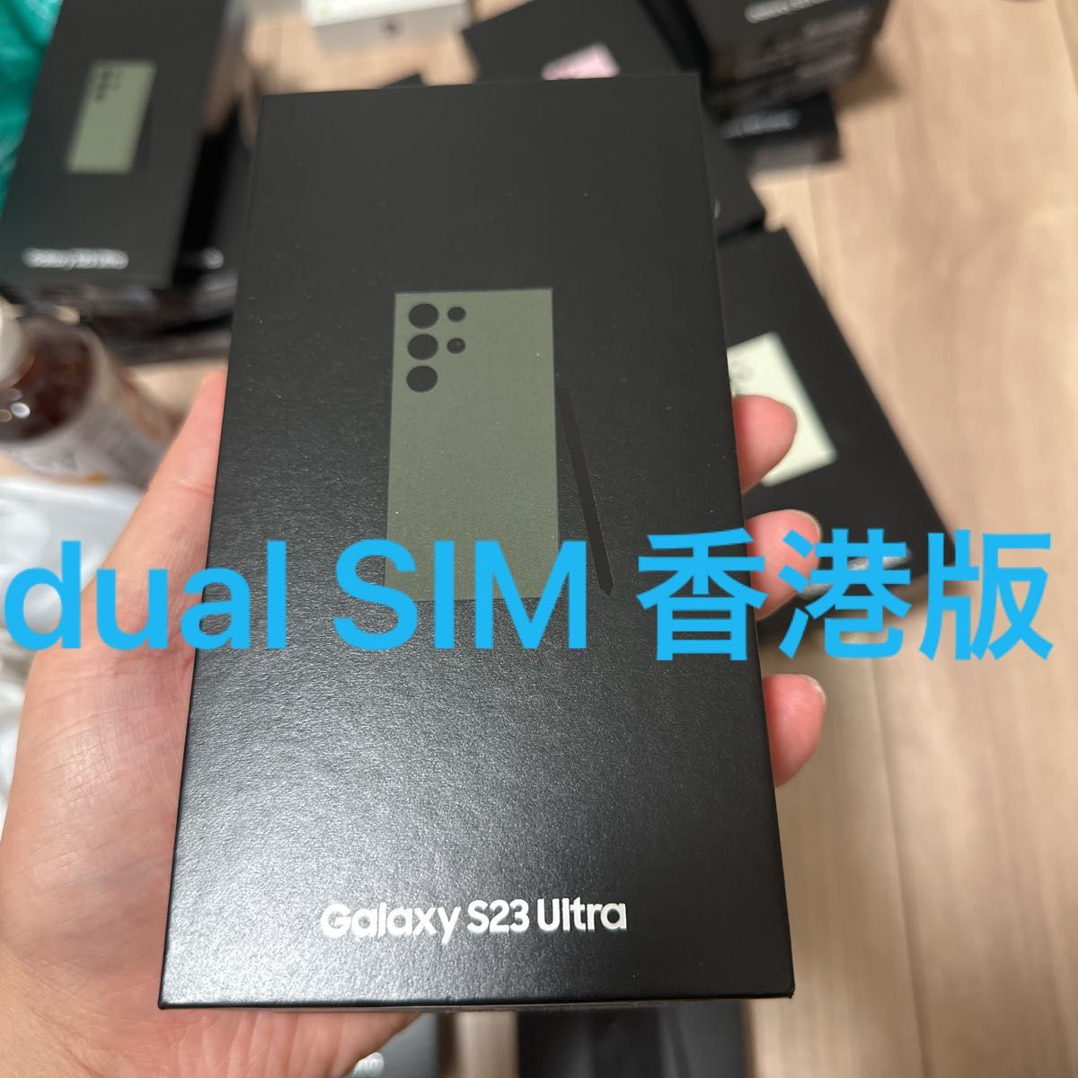 リバーシブルタイプ デュアルSIM Galaxy fold3 SIMフリー 残債無 香港