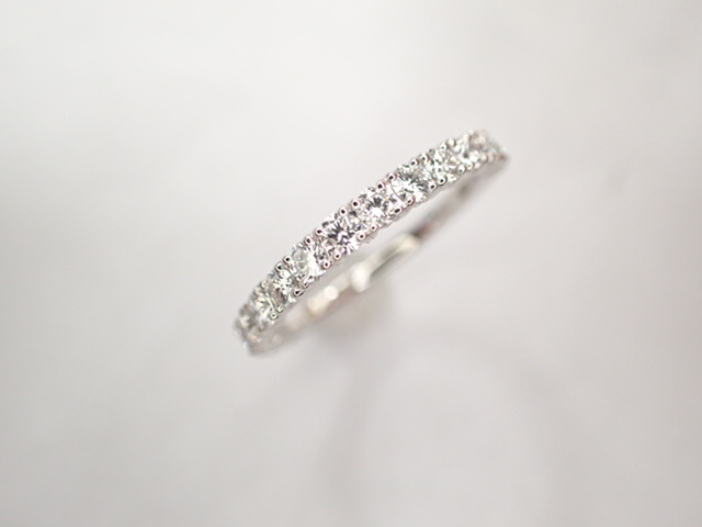 美品 俄 ニワカ 久遠 Pt950 ダイヤ計0.63ct リング 指輪