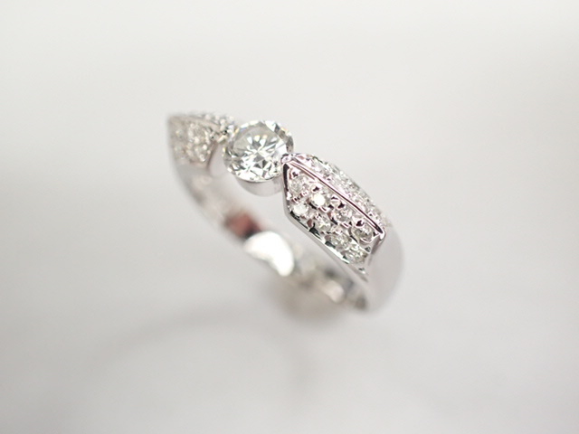 美品 Pt900 ダイヤ0.319ct(H-SI2-GOOD) リング 指輪-