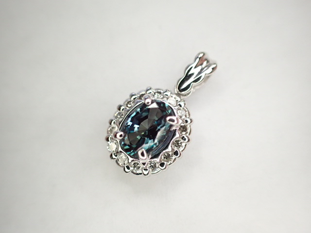 美品 クレサンベール Pt900 再結晶アレキ0.71ct ペンダントトップ-