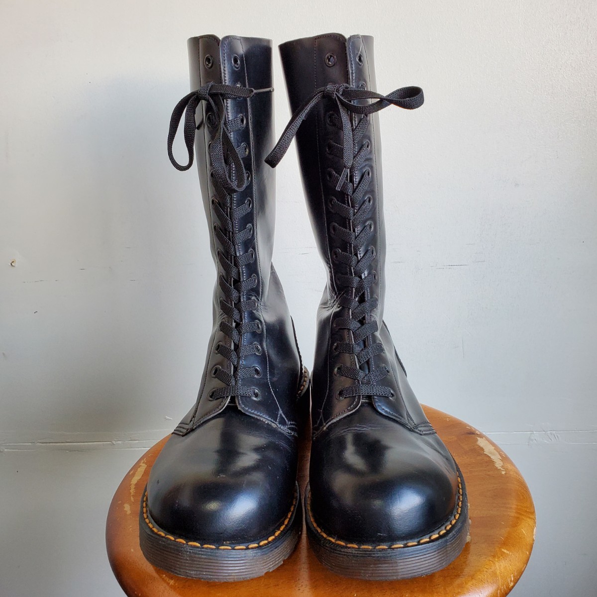 821◇ホワイト社 英国製 ドクターマーチン Dr.Martens 14ホールブーツ