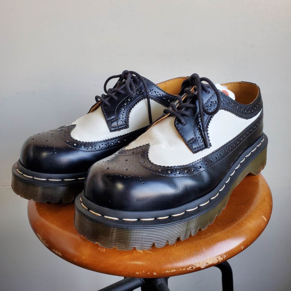 お買得】 UK6/25-25.5㎝位 5ホールシューズ ウイングチップ Dr.Martens