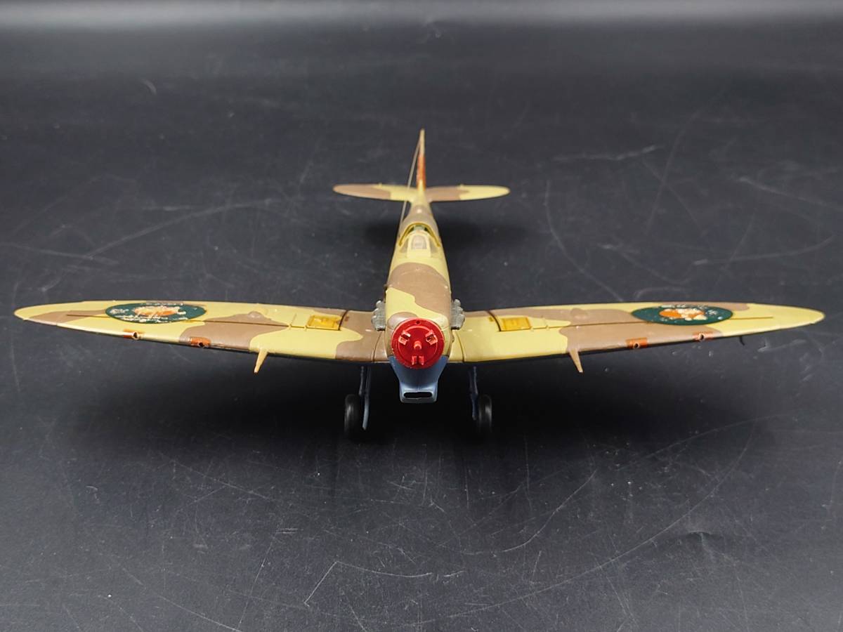 ★ 【ジャンク扱いで　現状品】 1/48 イギリス空軍 スーパーマリン スピットファイア 完成品 破損あり ★_画像2