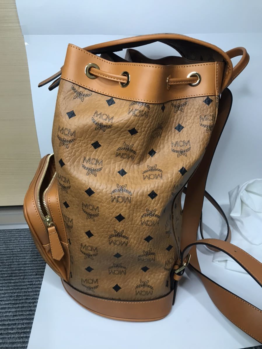 大人気☆ MCM スタークヴィセトス バックパック サイドスタッズ