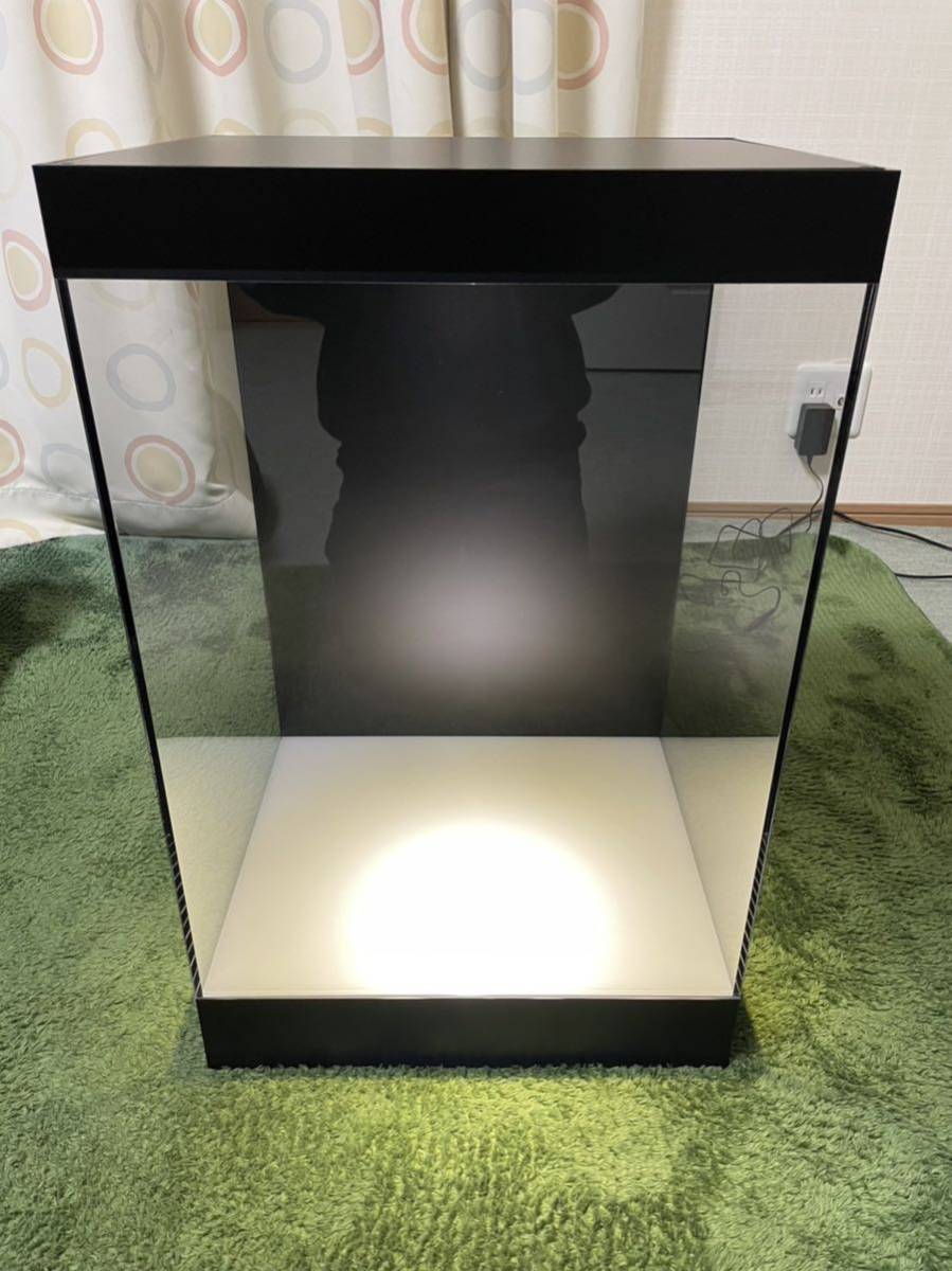 Yahoo!オークション - ヨメテラス アクリルケース 木什器セット Yahoo!オークション - ヨメテラス アクリルケース 木什器セット
