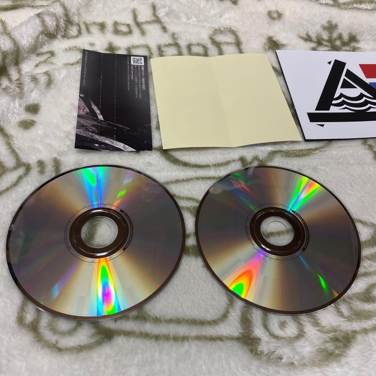 ハルカミライ Symbol 2 初回盤 美品 試聴のみ 送料無料 10周年EP ハルカミライ Symbol 2 初回盤 美品 試聴のみ 送料無料 10周年EP