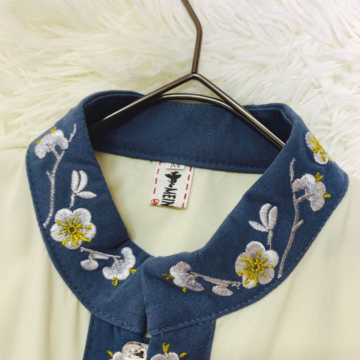 美品MEINGFASHION シフォンロングワンピース刺繍花柄大人可愛い 美品MEINGFASHION シフォンロングワンピース刺繍花柄大人可愛い