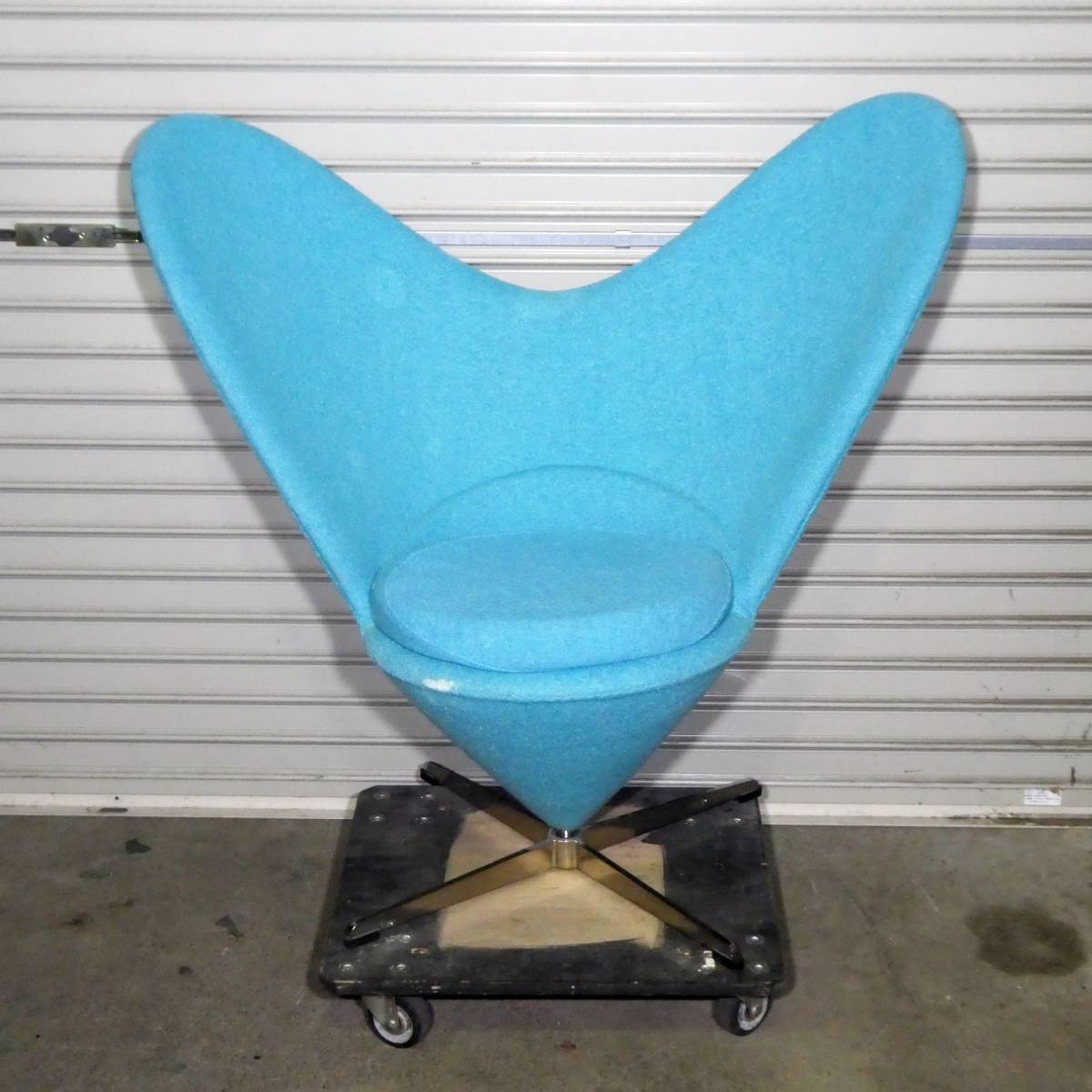 卸売 O627【手渡しOK】パントン ハートコーンチェア デザイナーズ家具