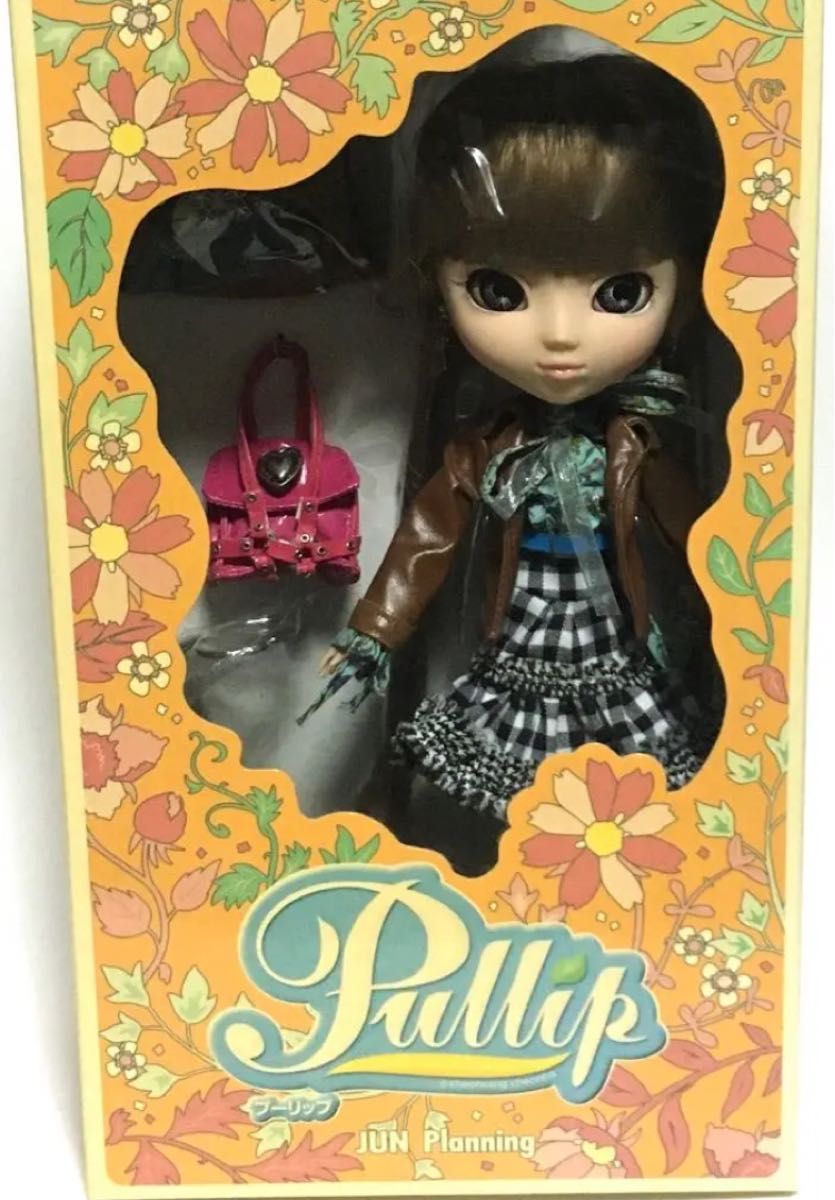 プーリップ　 Pullip 人形　ラテ