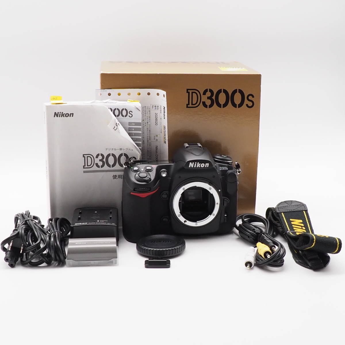 ★ショット数8324回の極上品★ Nikon ニコン デジタル一眼レフカメラ D300S ボディ D300S