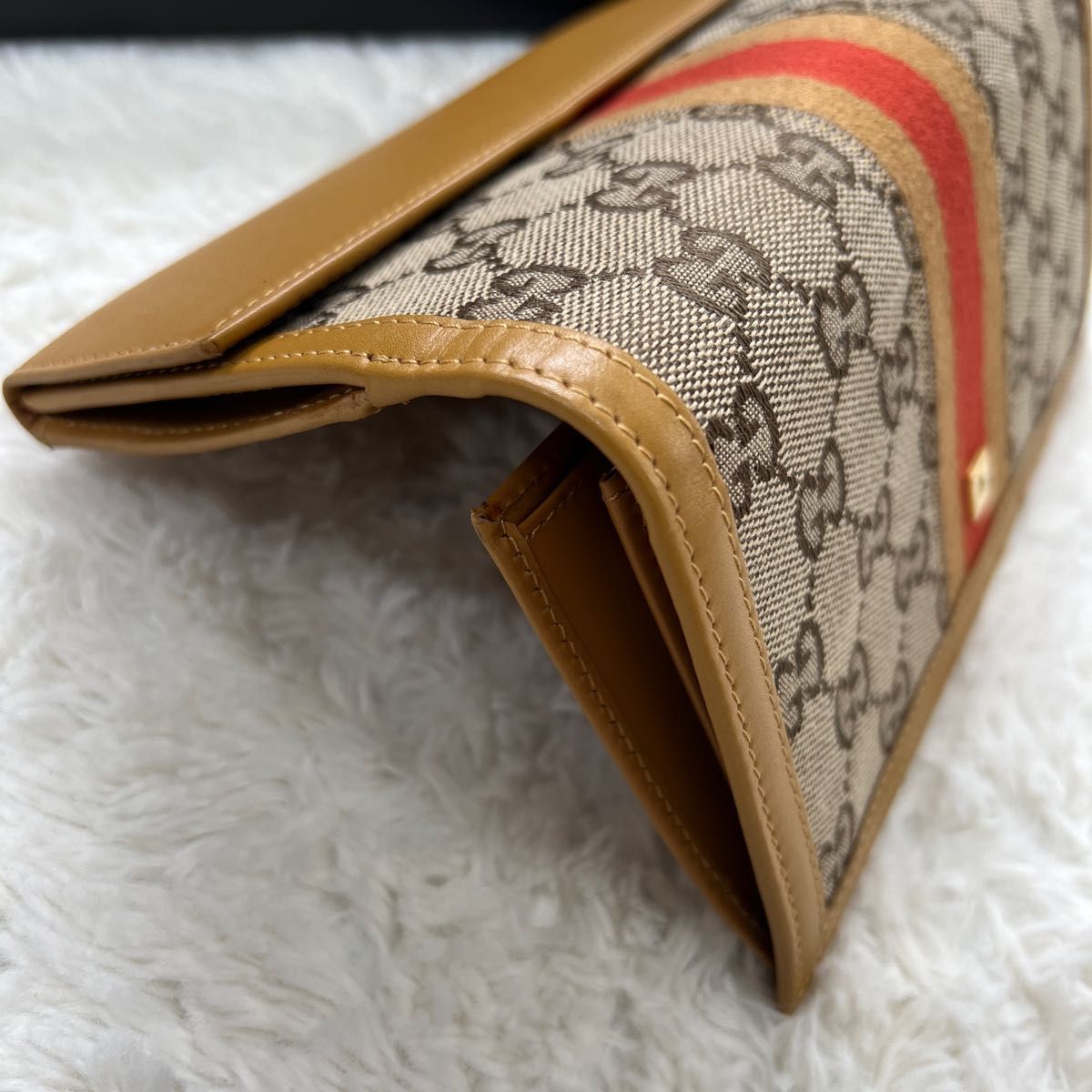 新品未使用 GUCCI グッチ GGキャンパスレザー シェリーライン 長 新品未使用 GUCCI グッチ GGキャンパスレザー シェリーライン 長