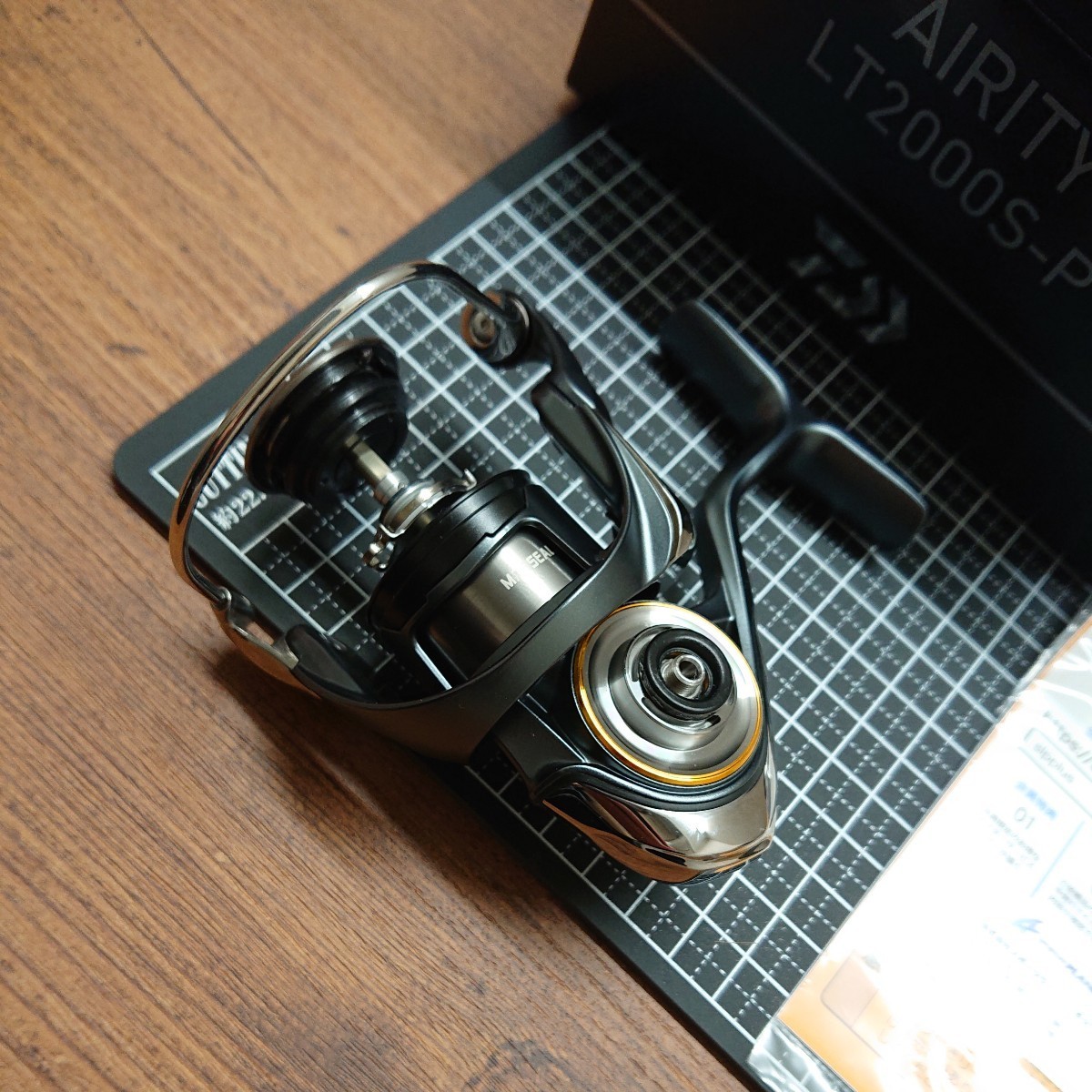 未使用 Daiwa ダイワ 23AIRITY 23エアリティ LT2000S-P ボディ