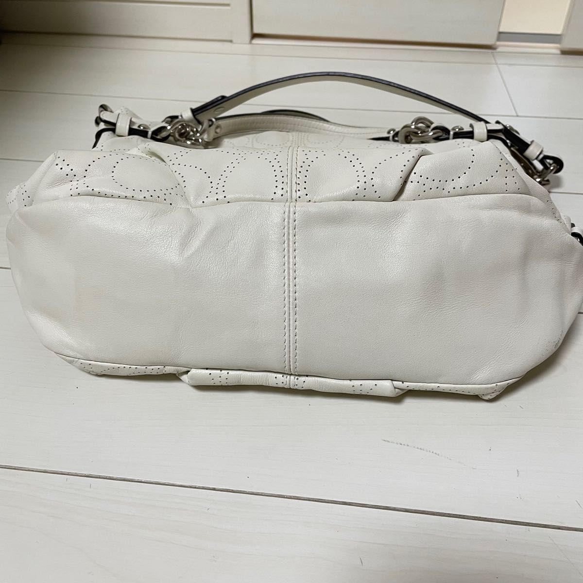 美品　COACH　コーチ　パーフォレイテッド レザー ブルック 2WAY  ハンドバッグ