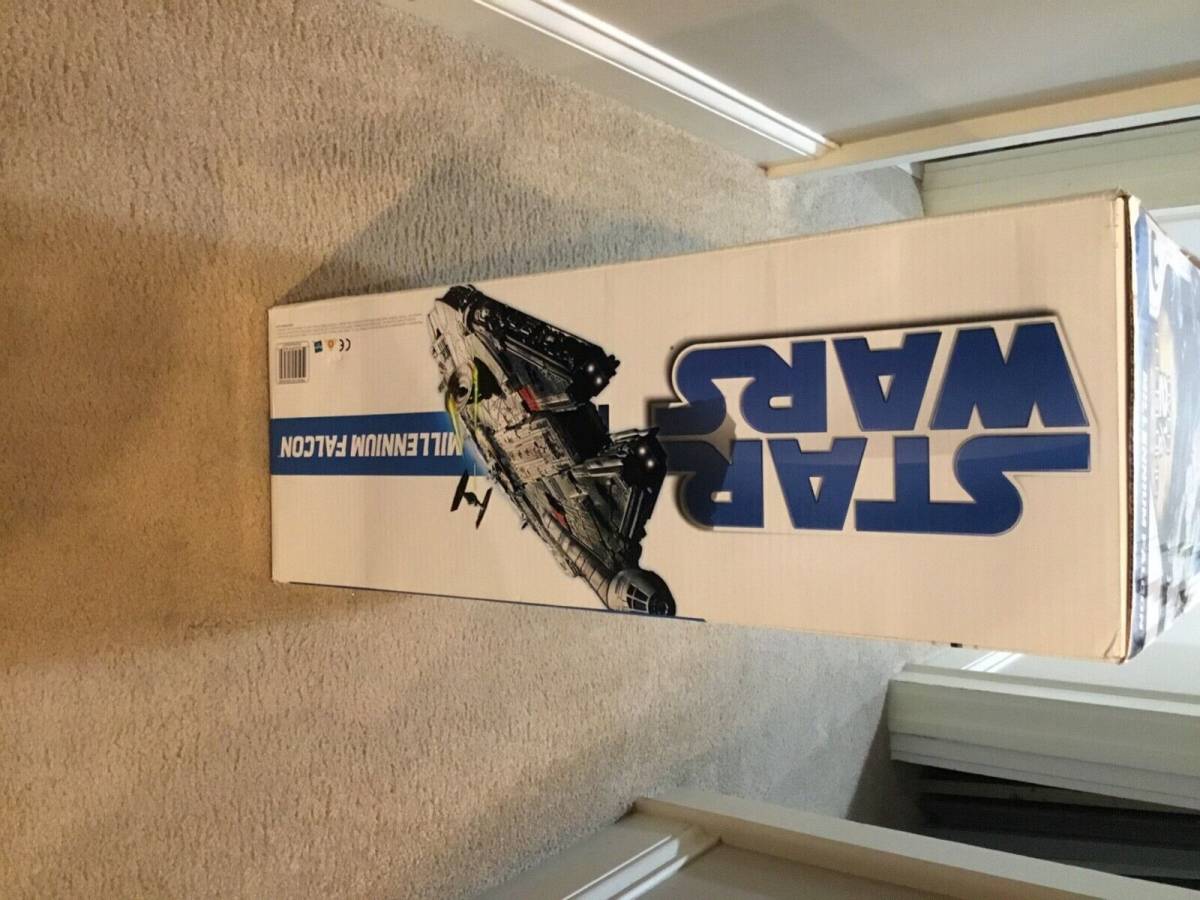 Millennium Falcon 2008 STAR WARS Legacy Collection 2.5ft Long NEW Sealed 海外 即決 - 6