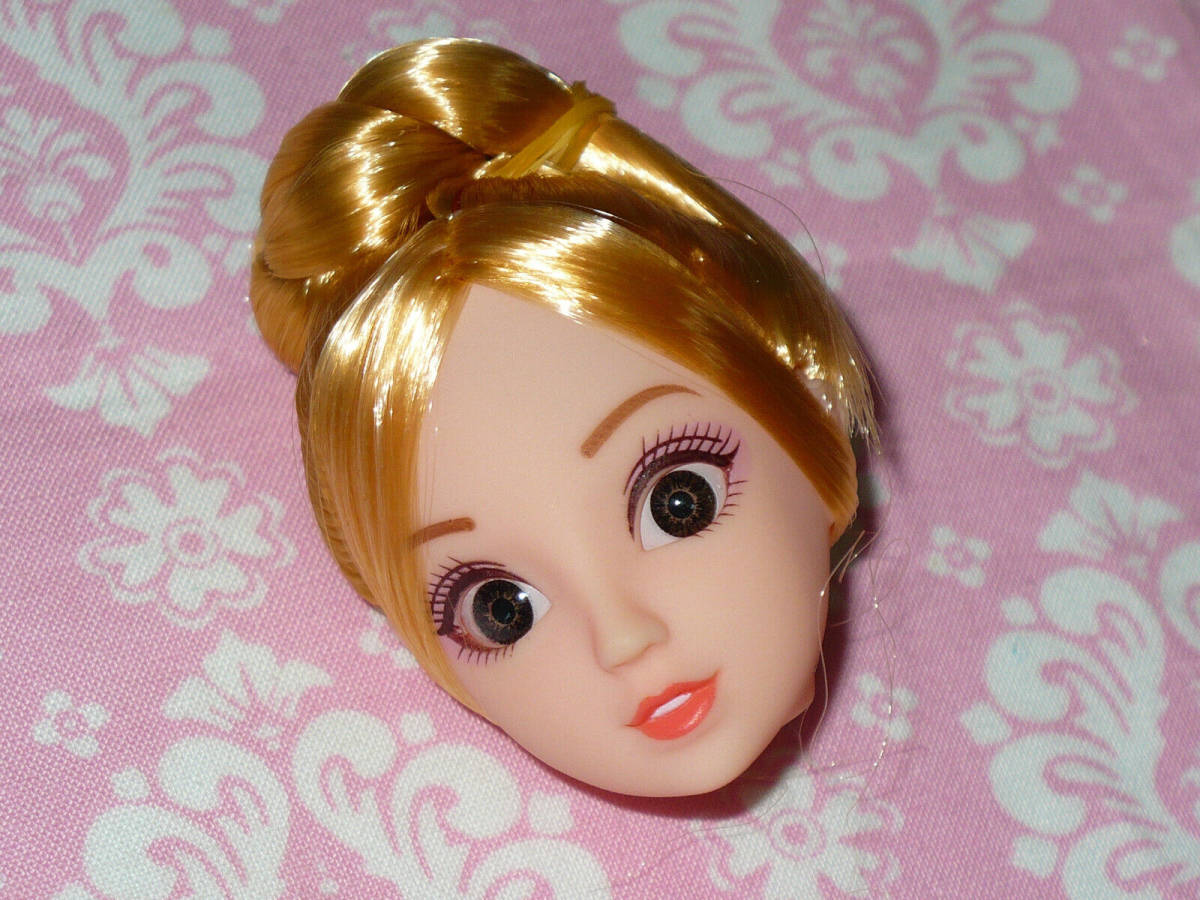 Barbie Doll Size JAPANESE Anime STYLE HEAD ONLY BLONDE HAIR OOAK or Custom Licca 海外 即決