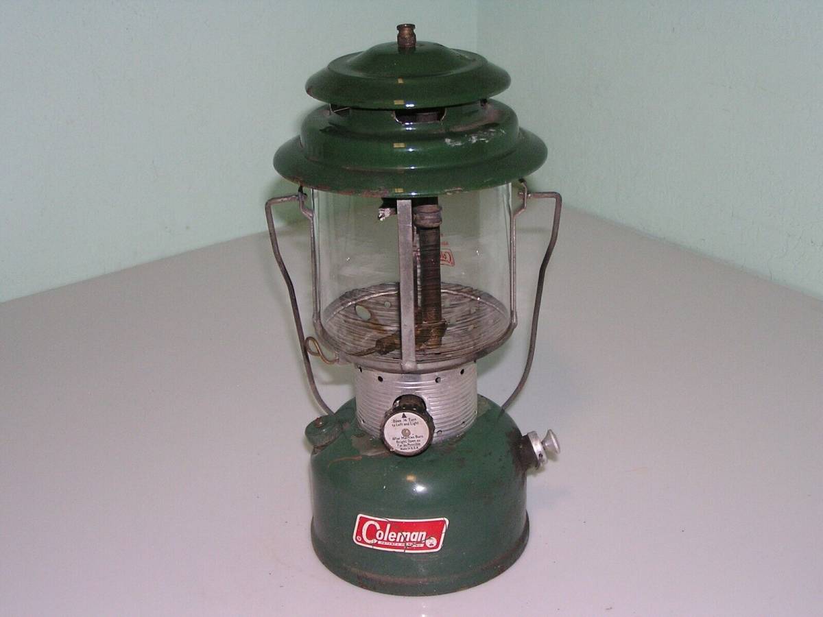 Vintage Coleman 220F 2 Mantle Camp Lantern untested 3 1969 海外 即決