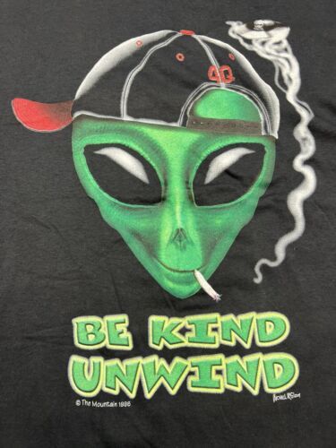VTG 1996 The Mountain Be Kind Unwind Alien Marijuana Single Stitched T-Shirt L 海外 即決 - 1