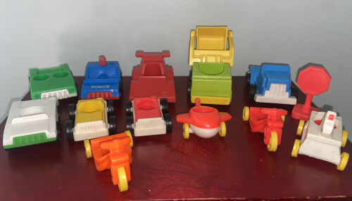 Vintage FISHER PRICE Little People LOT OF 12 VEHICLES & Stop Sign 海外 即決