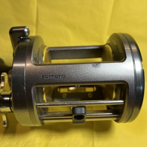 Shimano Tekota 800 TEK800 Silver Fishing Reel Cleaned Serviced