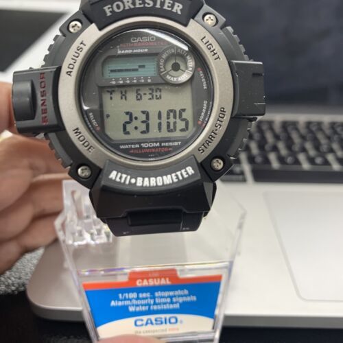 Casio Men FTS 100-1 Forester Alti Barometer wrist watch 海外 即決