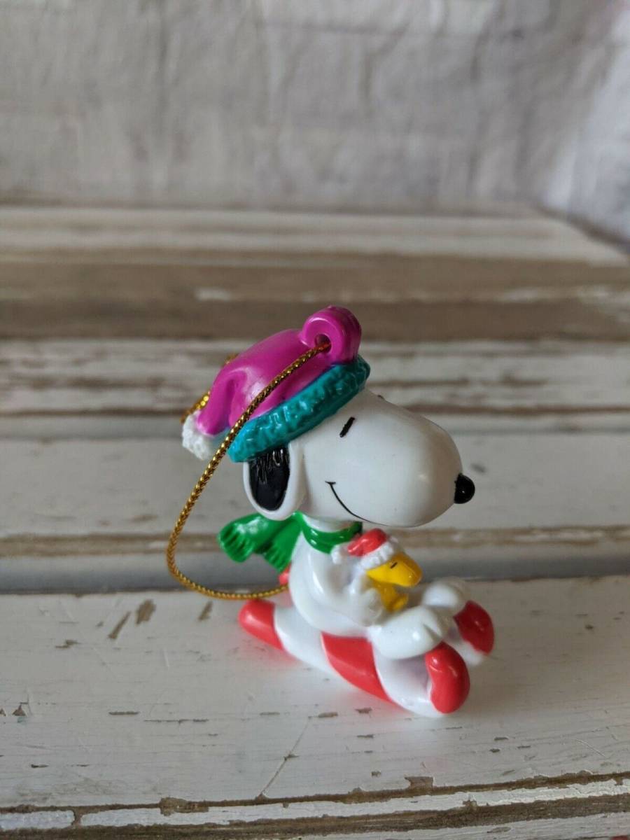 United feature Snoopy peppermint sled Woodstock ornament Xmas holiday tree 海外 即決