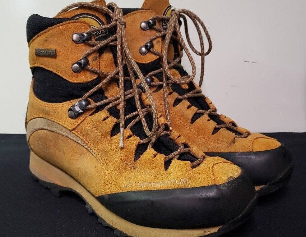 La Sportiva Women’s Sz 39.5, US Sz 8 Gore-Tex Hiking Boots Orange/Black 海外 即決