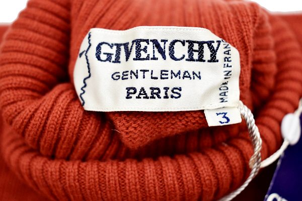 美品“GIVENCHY GENTLEMAN PARIS” ニット-