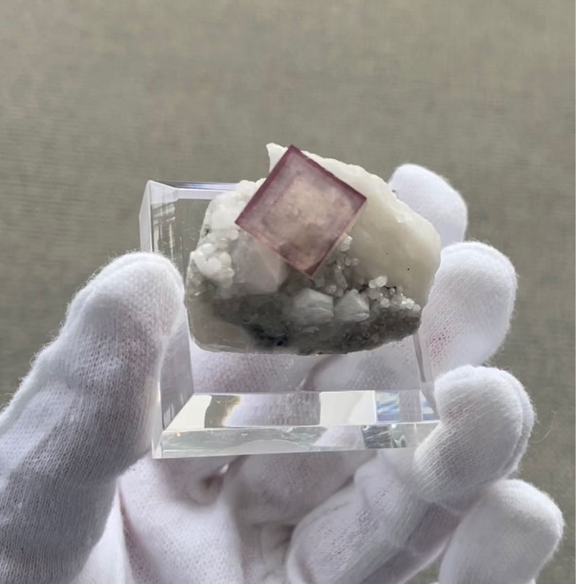 正規 中国 北京市 フローライト BE-820 天然石 原石 鉱物標本 鉱石 蛍
