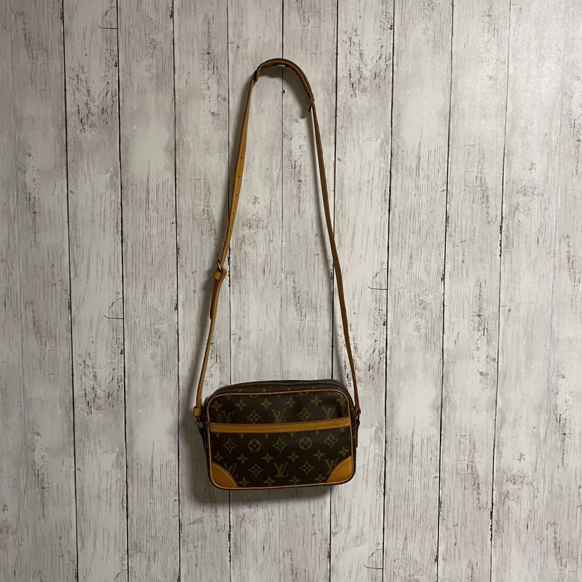 美品 ルイヴィトン トロカデロ 24 ショルダーバッグ | sitqurrotaayun