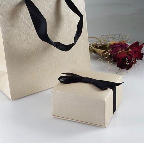  gift box gift back ribbon accessory jewelry present present celebration wrapping feeling of luxury shopping bag present 