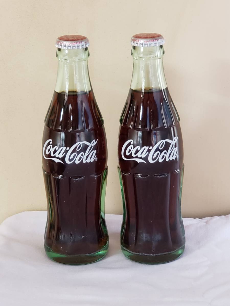 ヤフオク! - コカ・コーラ 2本セット 190ml 瓶 未開封 ファン