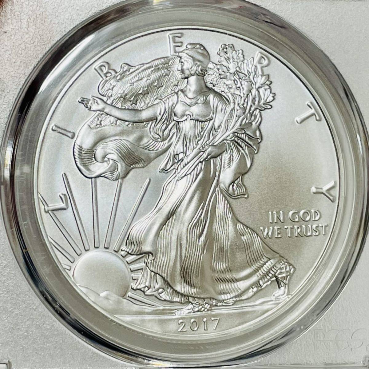 したらお 【2017 トランプ シルバーイーグル 銀貨 】アメリカ PCGS