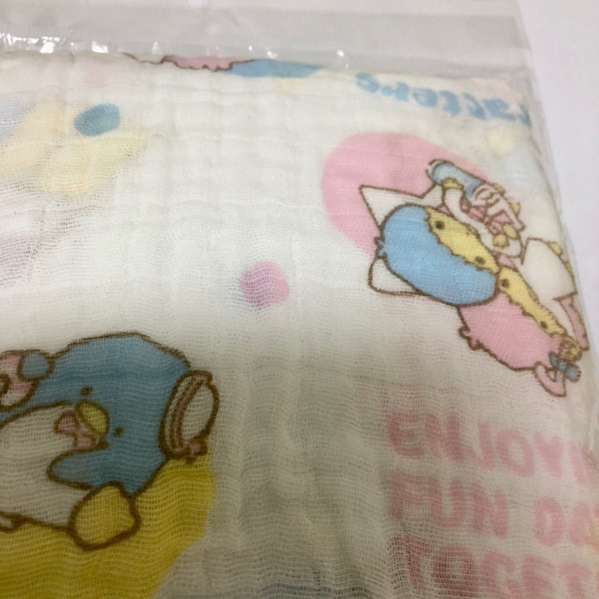 サンリオキャラクターズ　Sanrio characters モスリンガーゼ　ガーゼ　タオル