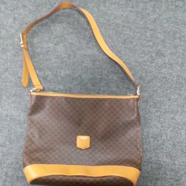 トートバッグ　CELINE 約36×28㎝　ベルト約96×2、5㎝　美品