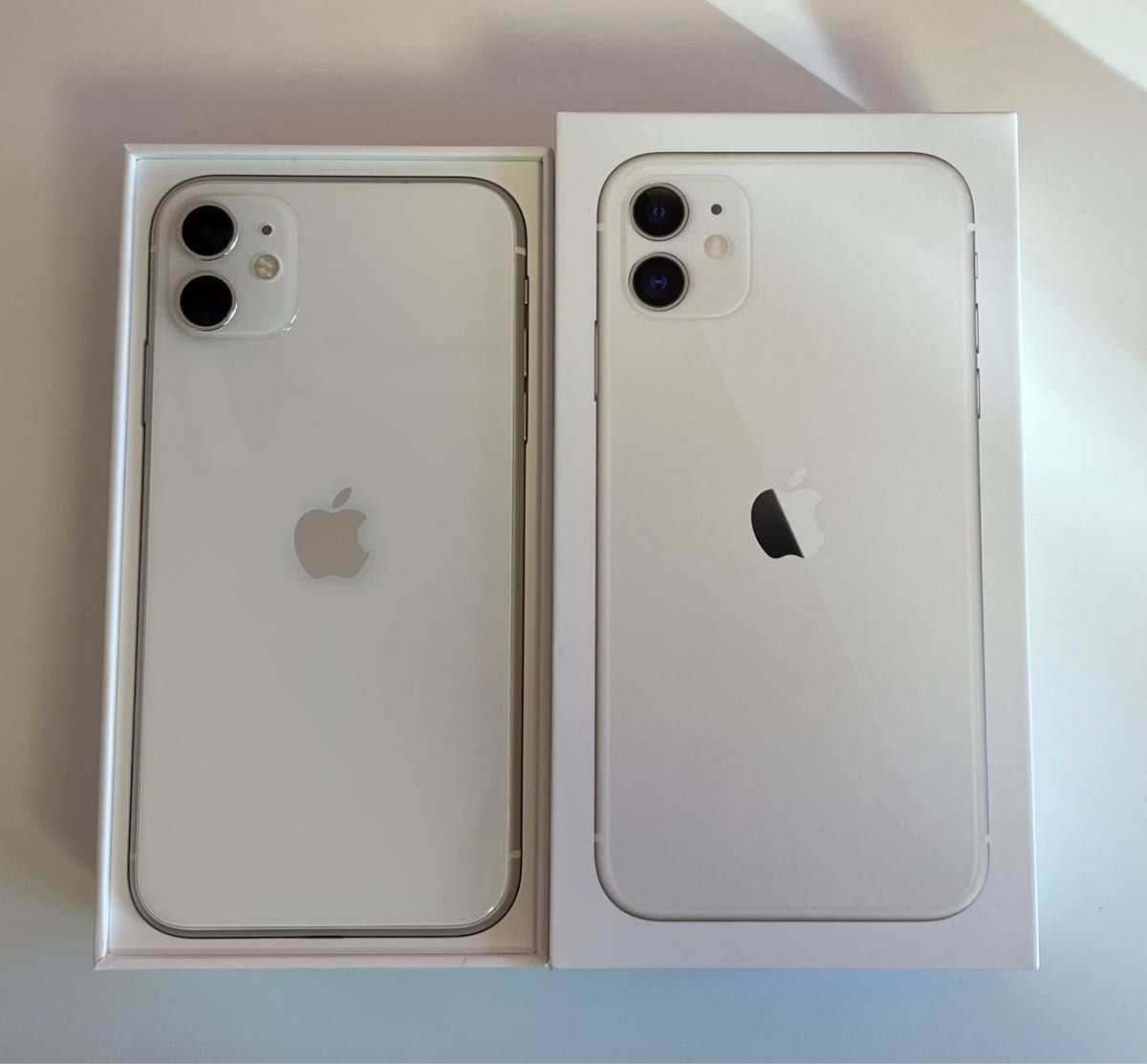iPhone mini 11 iPhone ホワイト 12 128 GB SIMフリー