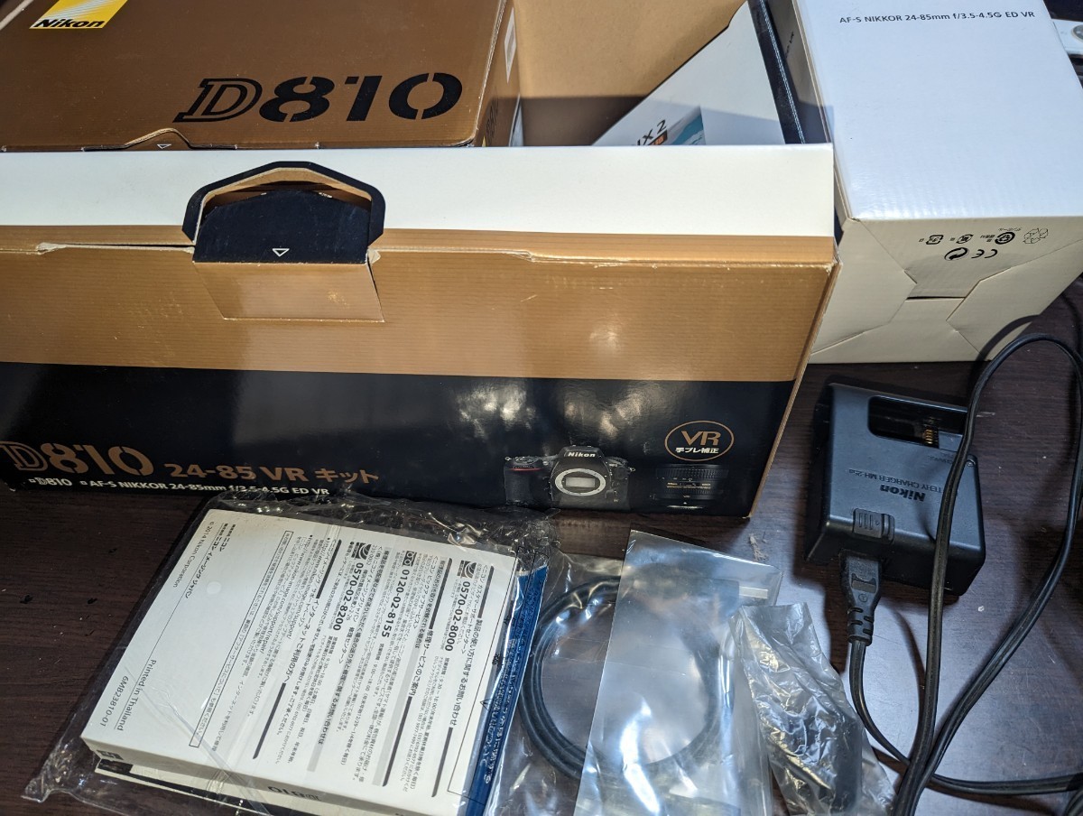 NIKON D810 24-85 VR レンズキット【整備済み】 おまけ純正縦グリップ