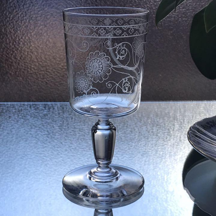 可愛い希少オールドバカラBACCARATワイングラスペア♡マーガレットの花
