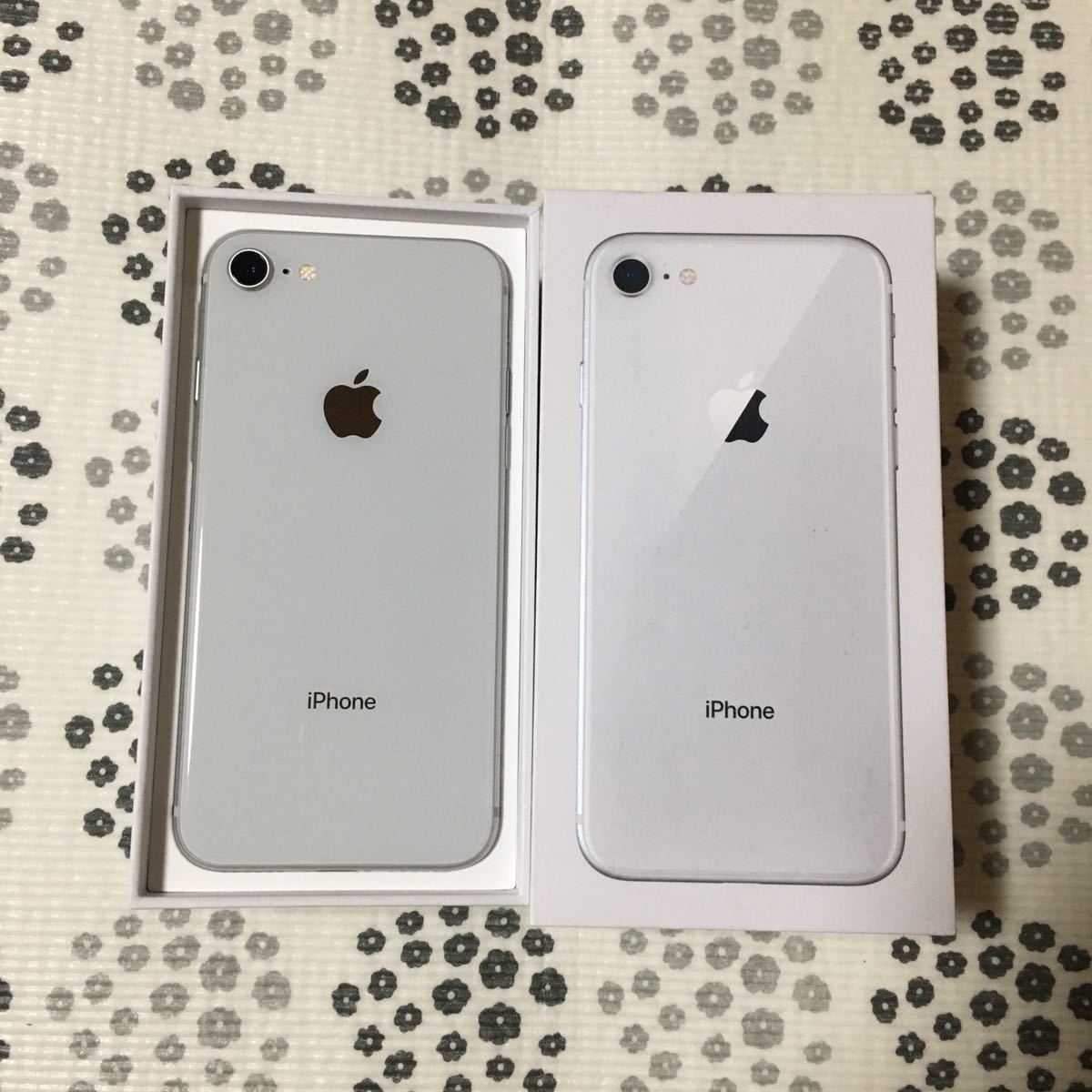 格安新品 美品 SIMフリー iPhone8 64GB シルバー 安心保証 即日発送